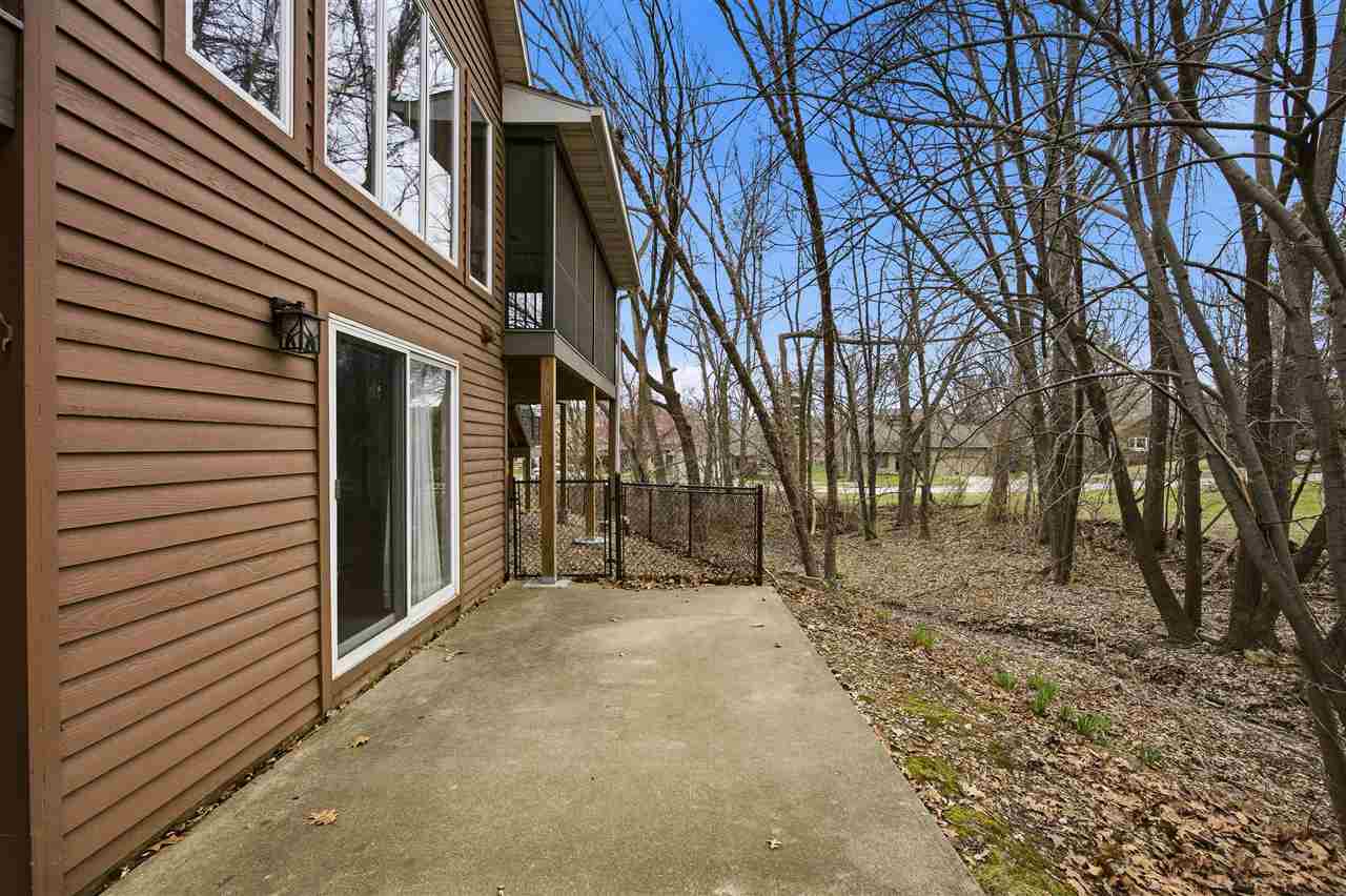 618 Stuart Court Iowa City IA 52245