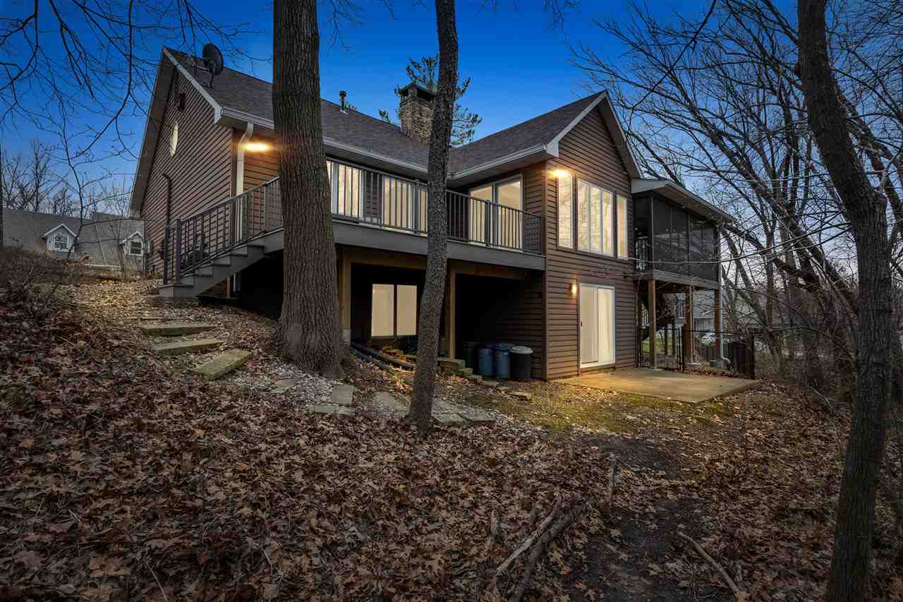 618 Stuart Court Iowa City IA 52245