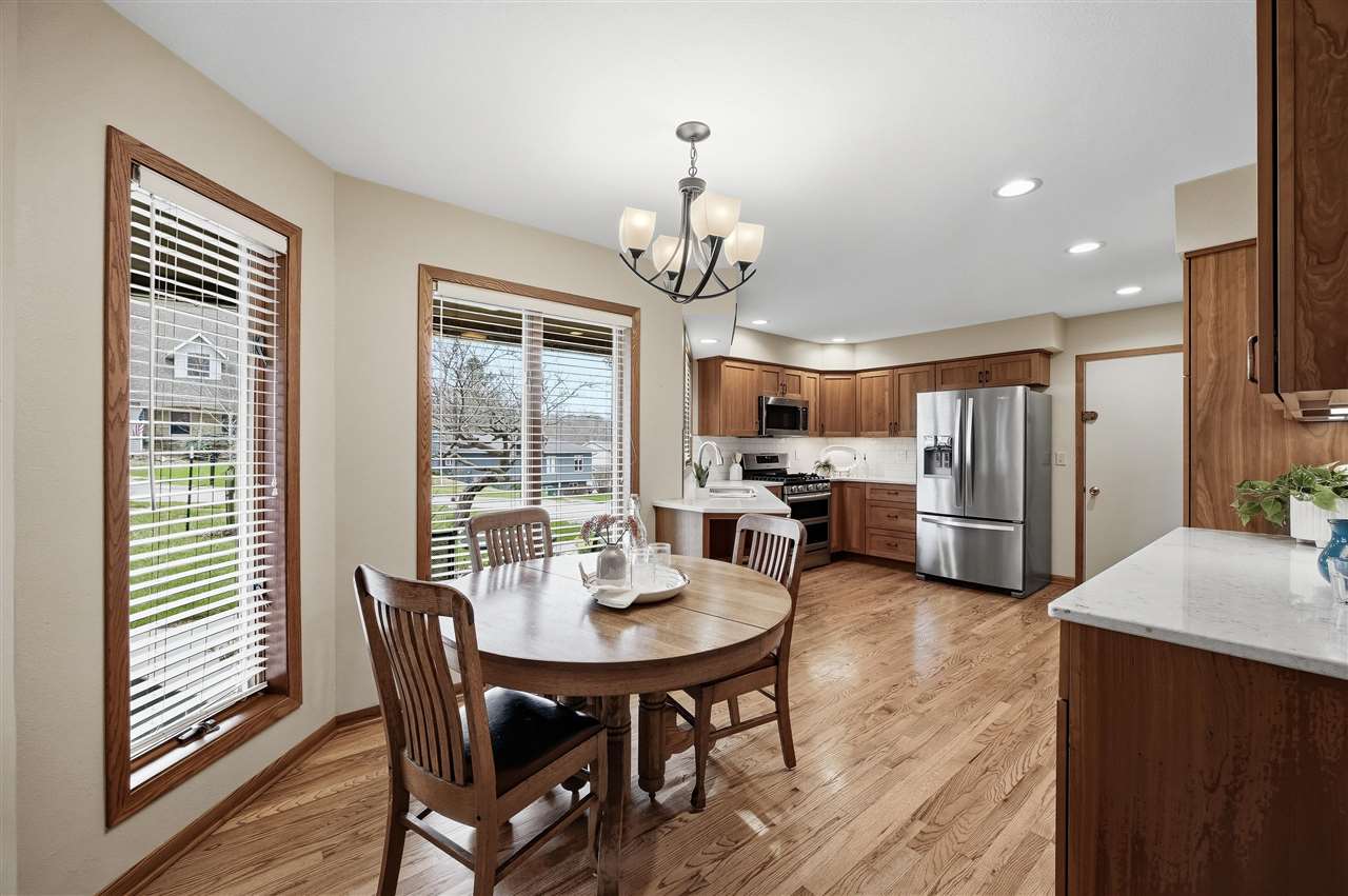 618 Stuart Court Iowa City IA 52245
