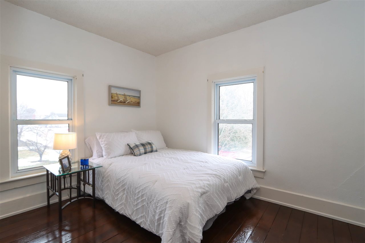 224 W Main Street Oxford IA 52322