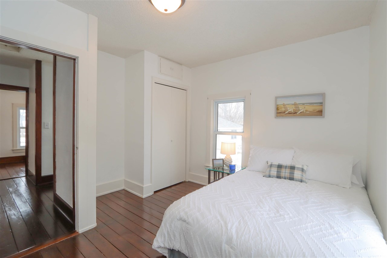 224 W Main Street Oxford IA 52322