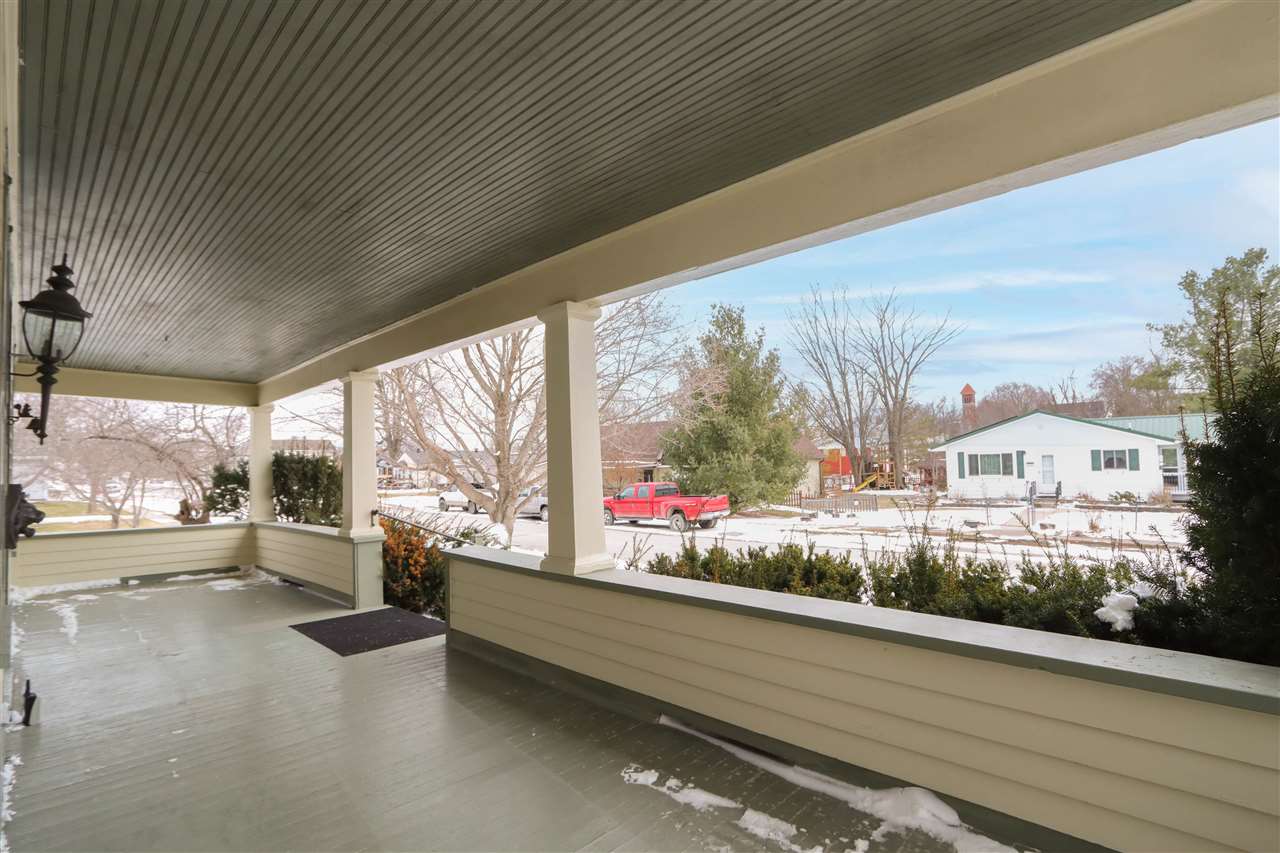 224 W Main Street Oxford IA 52322