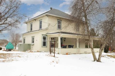224 W Main Street Oxford IA 52322
