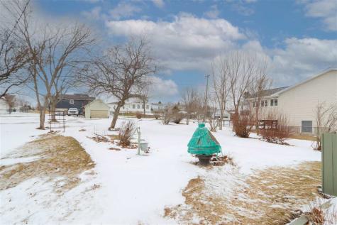 224 W Main Street Oxford IA 52322