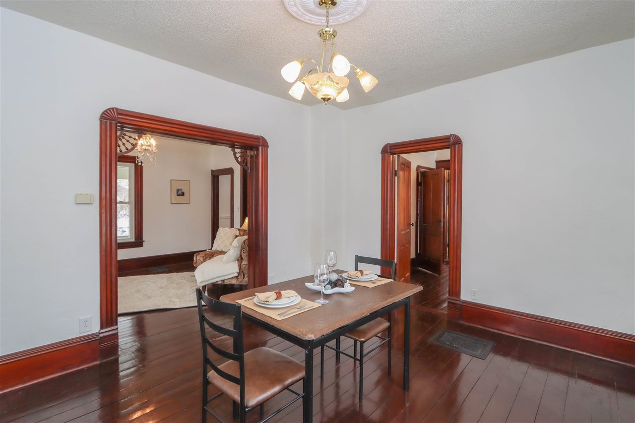 224 W Main Street Oxford IA 52322