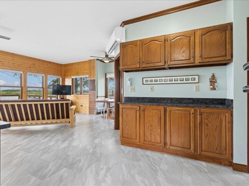 9854 F Avenue Wapello IA 52653