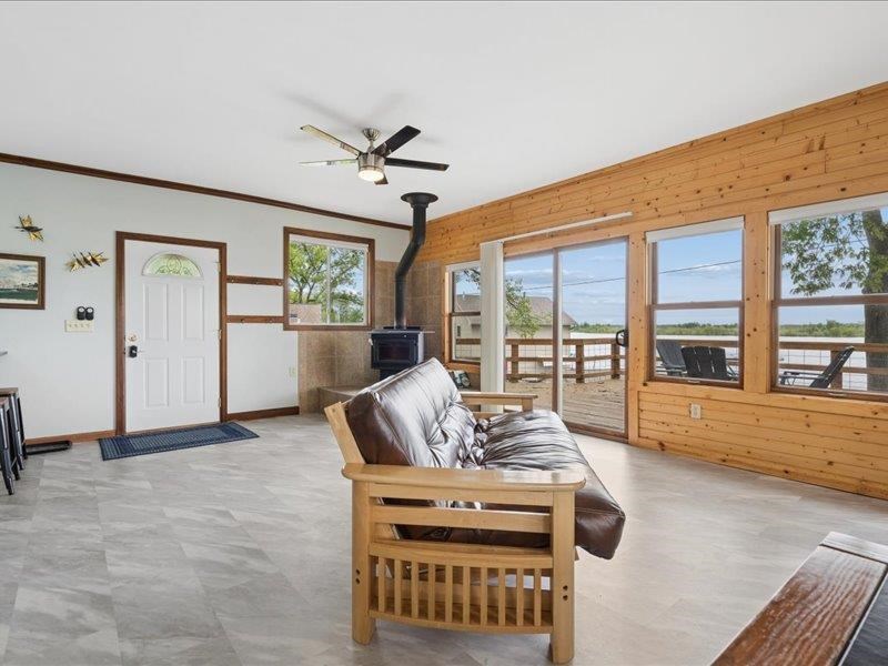 9854 F Avenue Wapello IA 52653