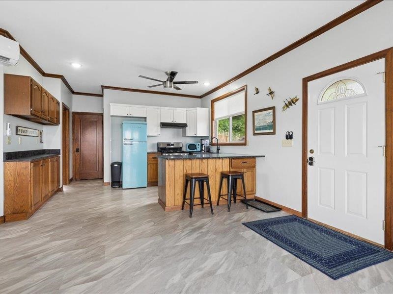 9854 F Avenue Wapello IA 52653