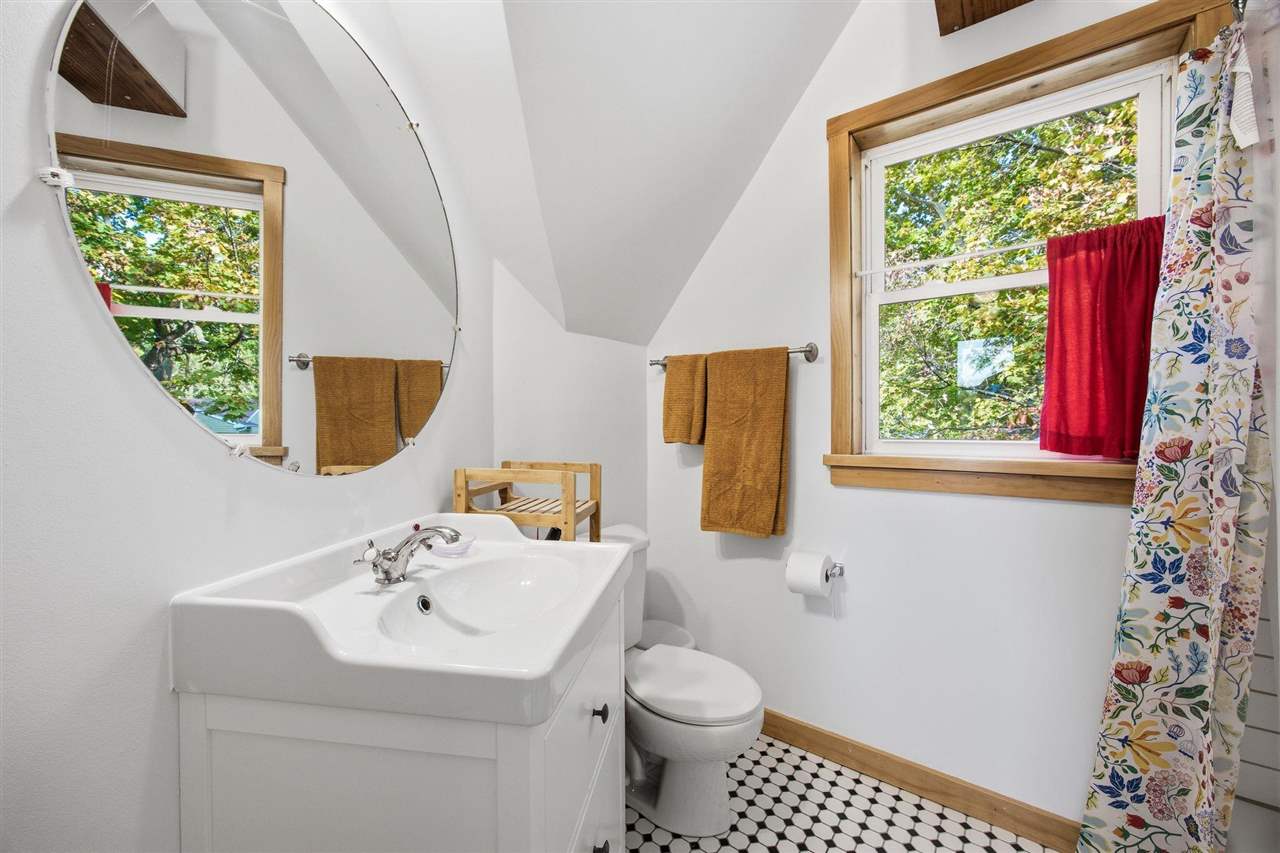 1119 Fairchild Street Iowa City IA 52245