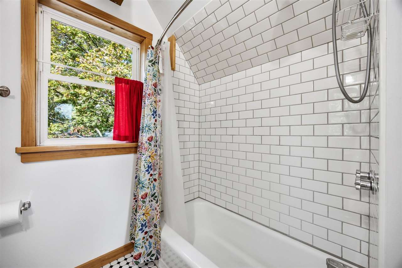 1119 Fairchild Street Iowa City IA 52245