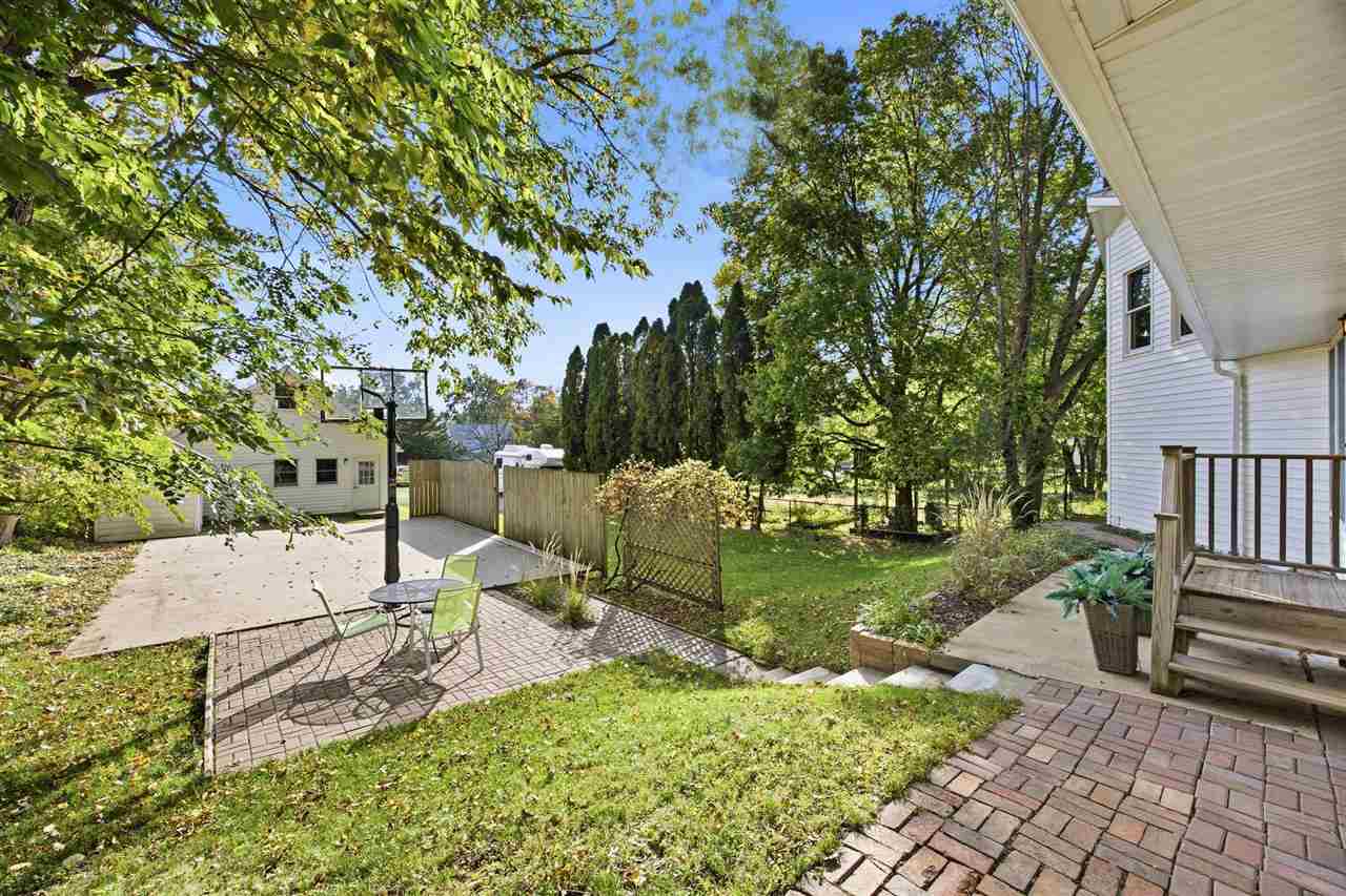 1119 Fairchild Street Iowa City IA 52245