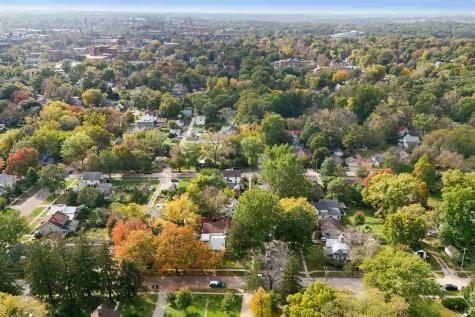 1119 Fairchild Street Iowa City IA 52245