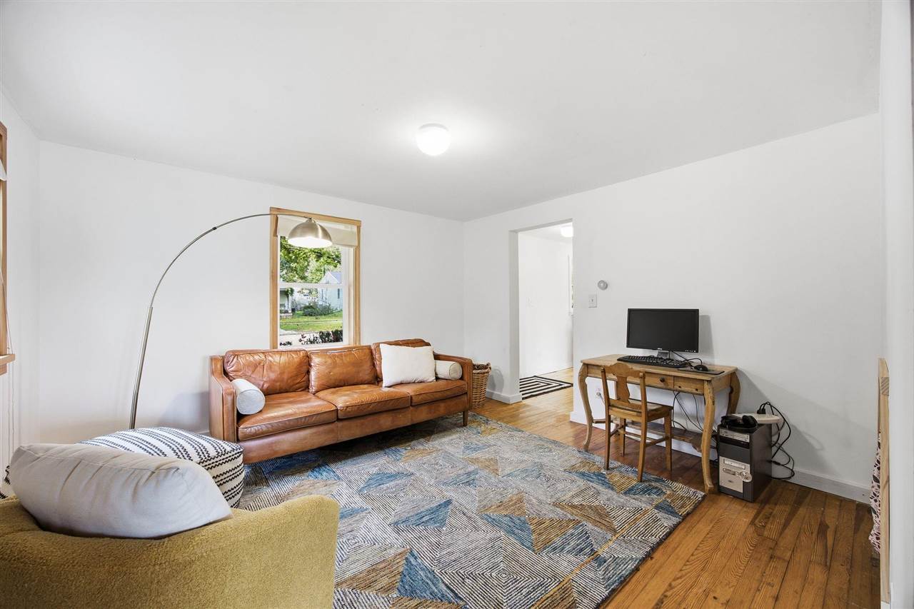 1119 Fairchild Street Iowa City IA 52245