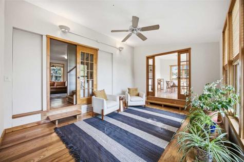 1119 Fairchild Street Iowa City IA 52245