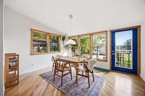 1119 Fairchild Street Iowa City IA 52245