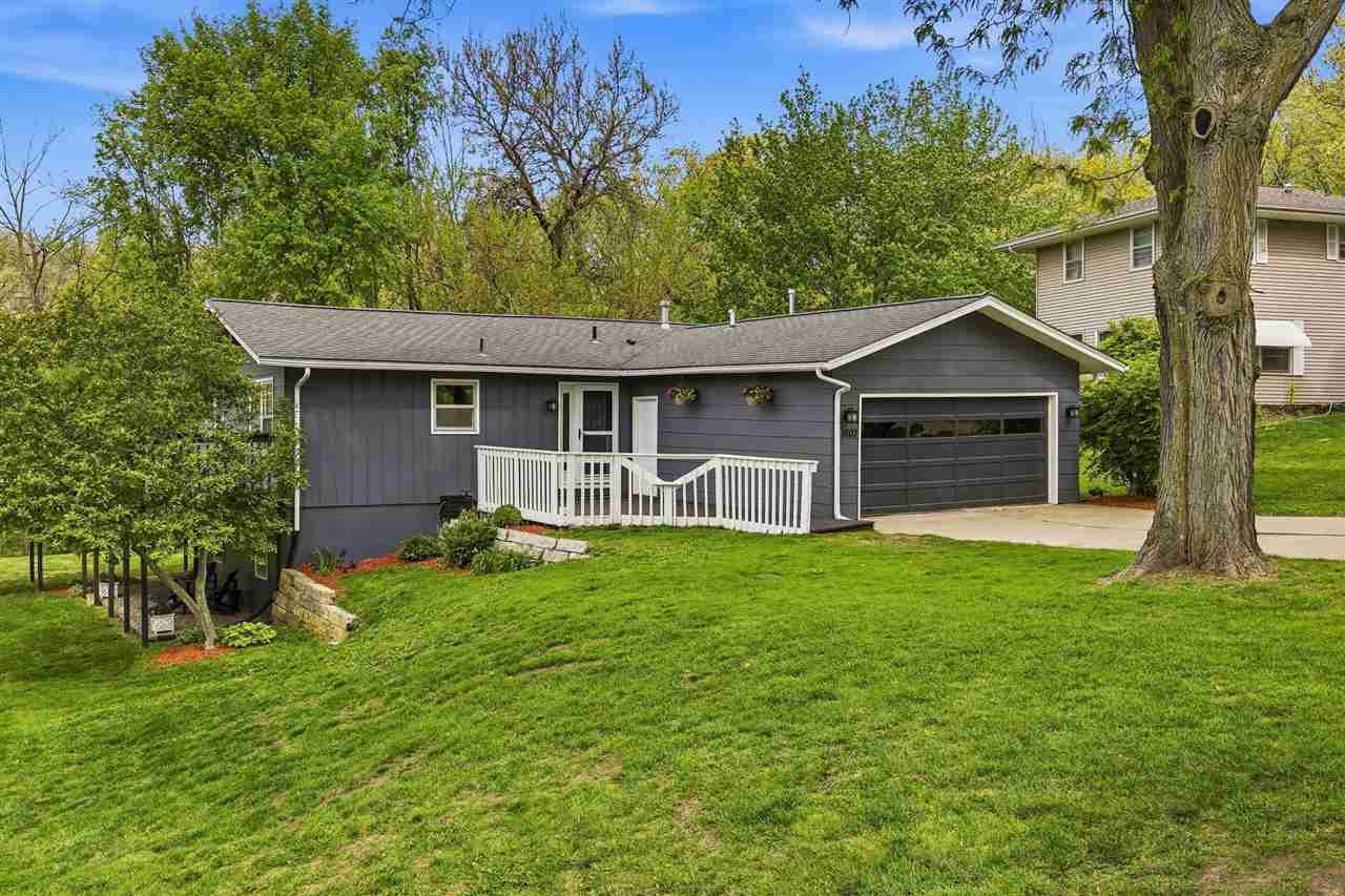 1603 Oak View Drive Solon IA 52333