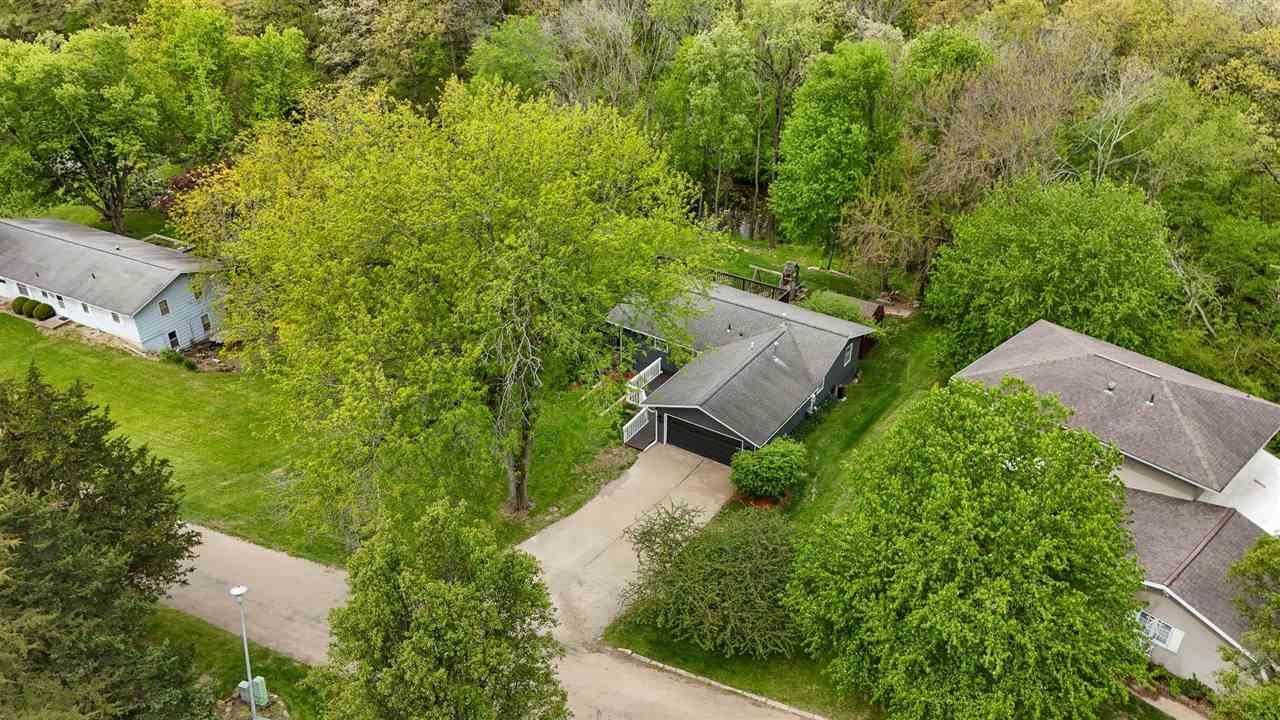 1603 Oak View Drive Solon IA 52333