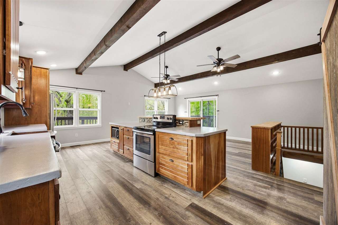 1603 Oak View Drive Solon IA 52333