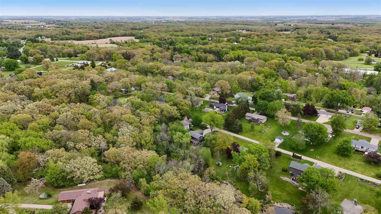 1603 Oak View Drive Solon IA 52333