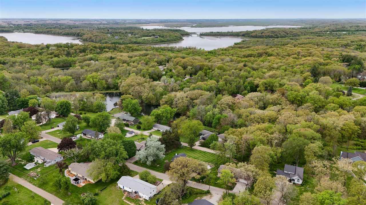 1603 Oak View Drive Solon IA 52333