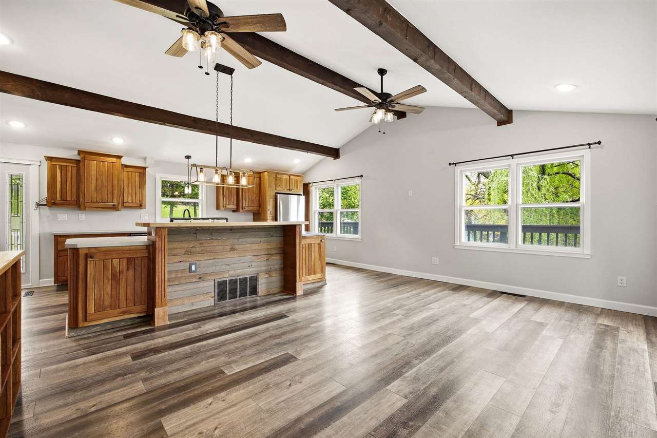 1603 Oak View Drive Solon IA 52333