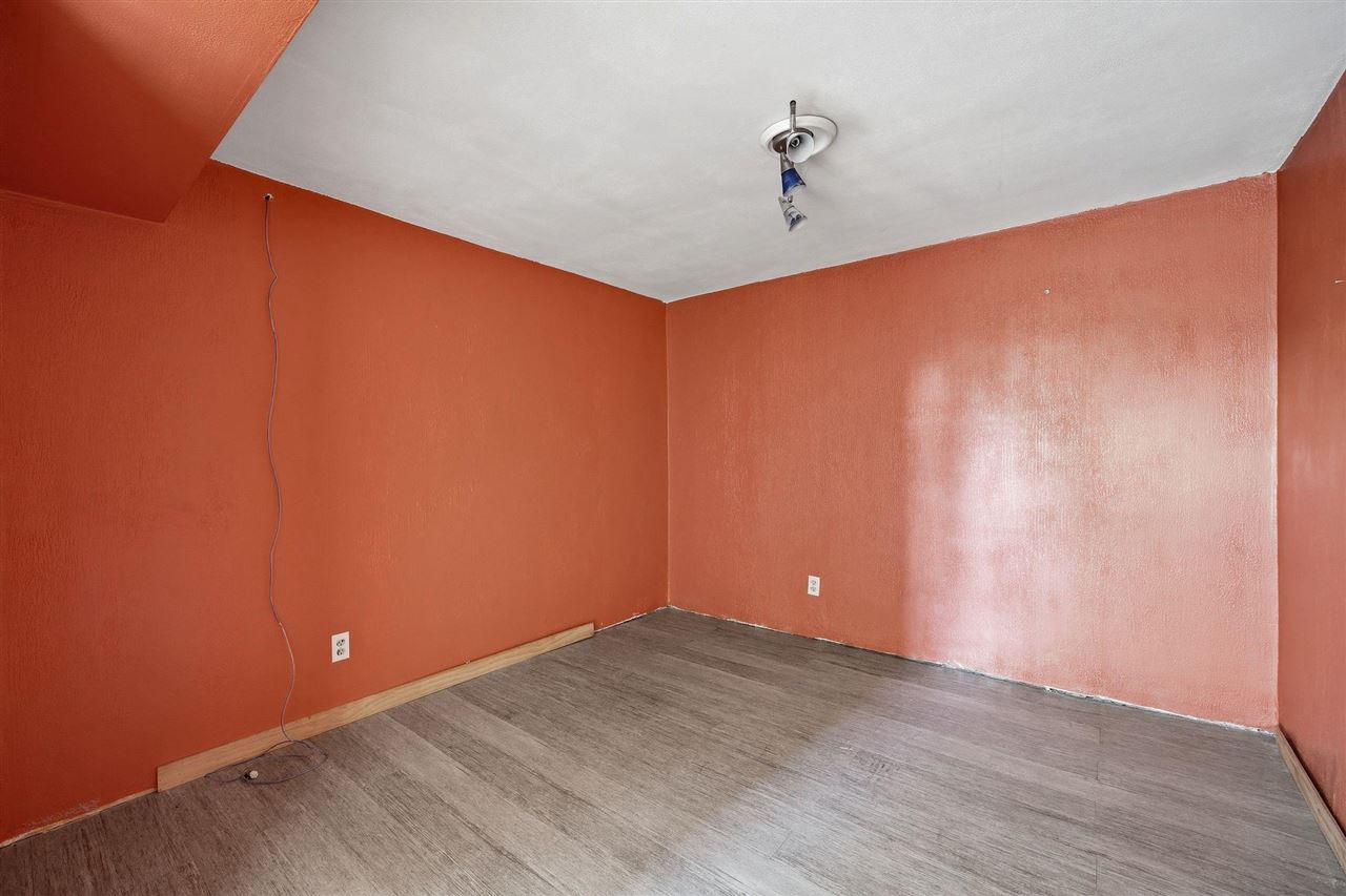 1111 Harold Drive SE Cedar Rapids IA 52403