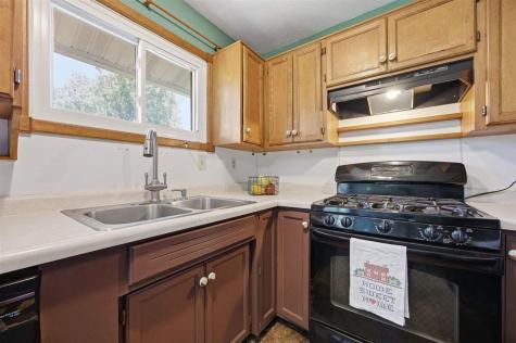1111 Harold Drive SE Cedar Rapids IA 52403