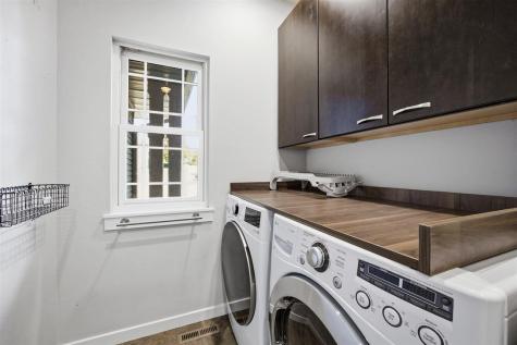 2003 Wedgewood Place Coralville IA 52241