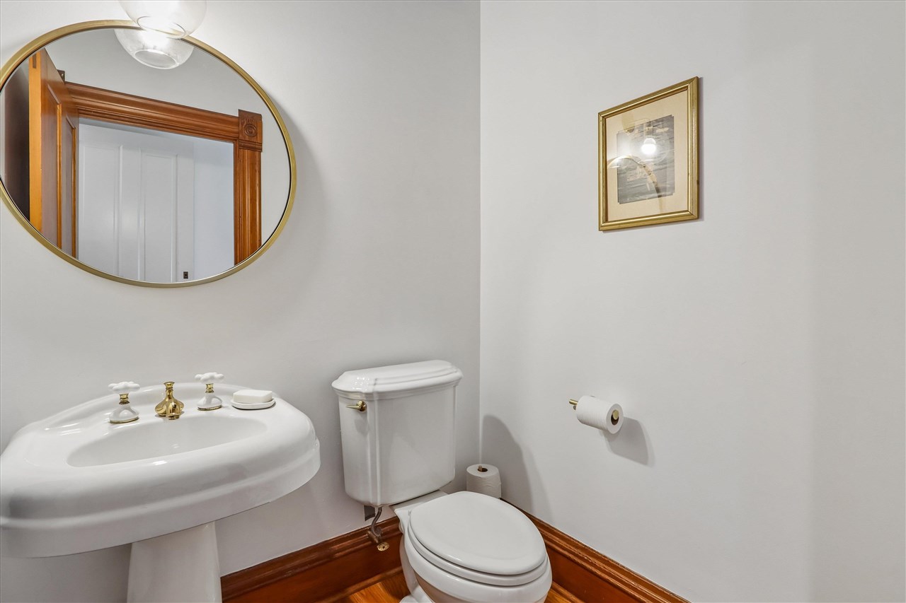 915 E Bloomington Street Iowa City IA 52245