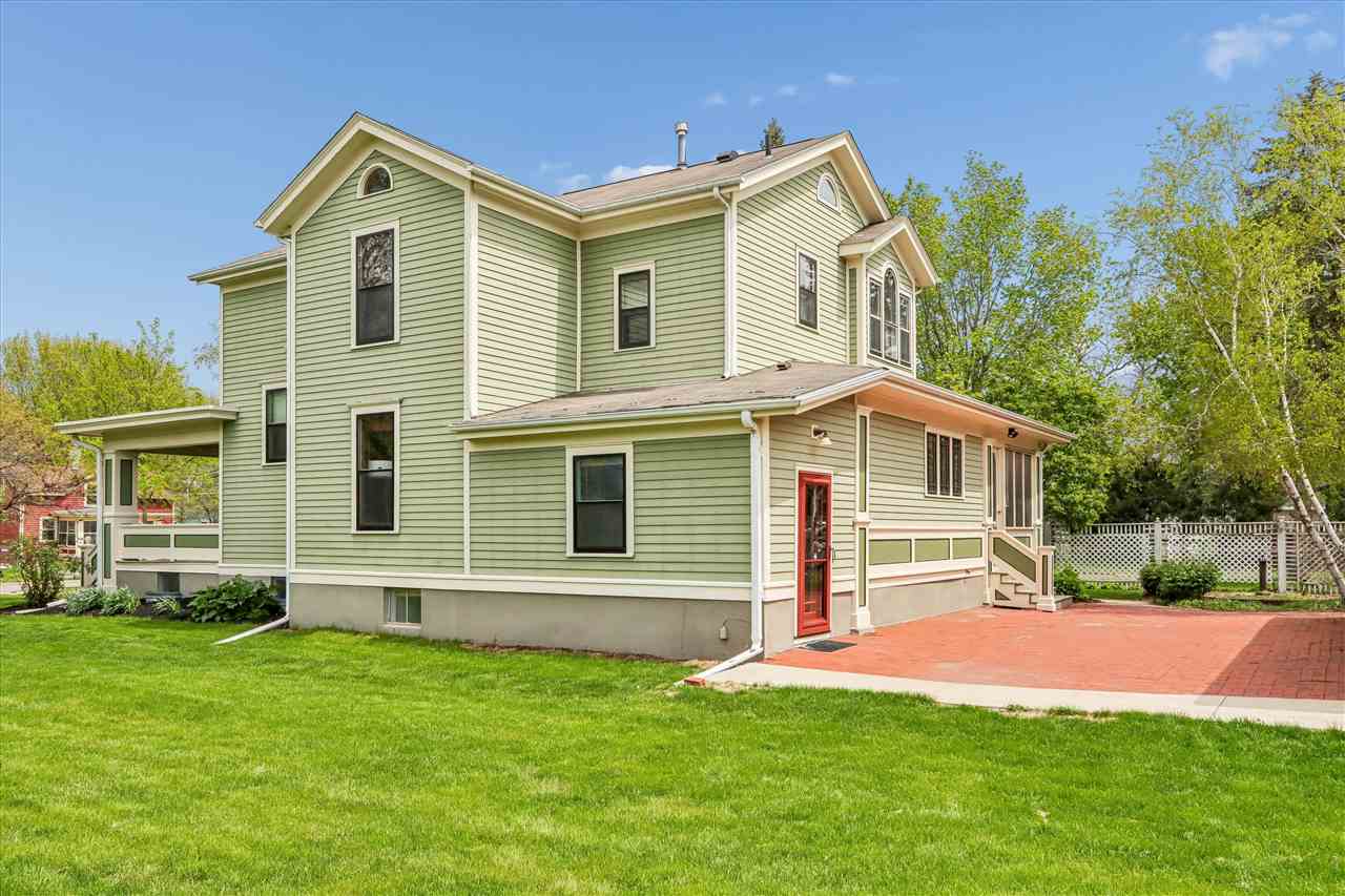 915 E Bloomington Street Iowa City IA 52245