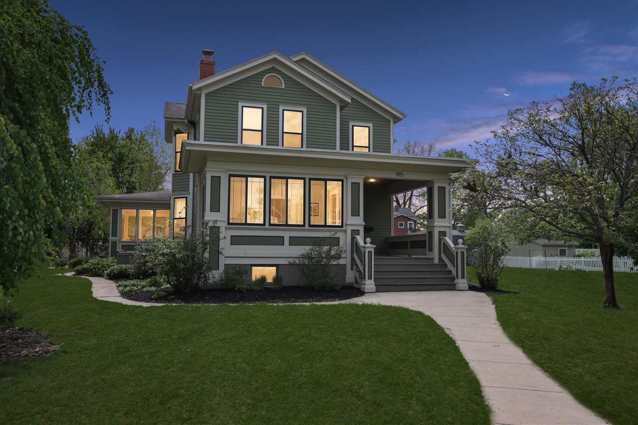 915 E Bloomington Street Iowa City IA 52245