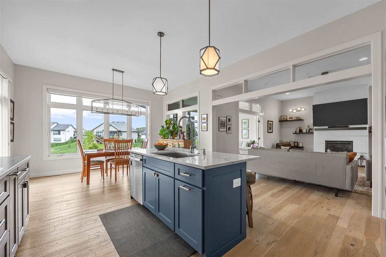 1352 Ava Circle Iowa City IA 52246