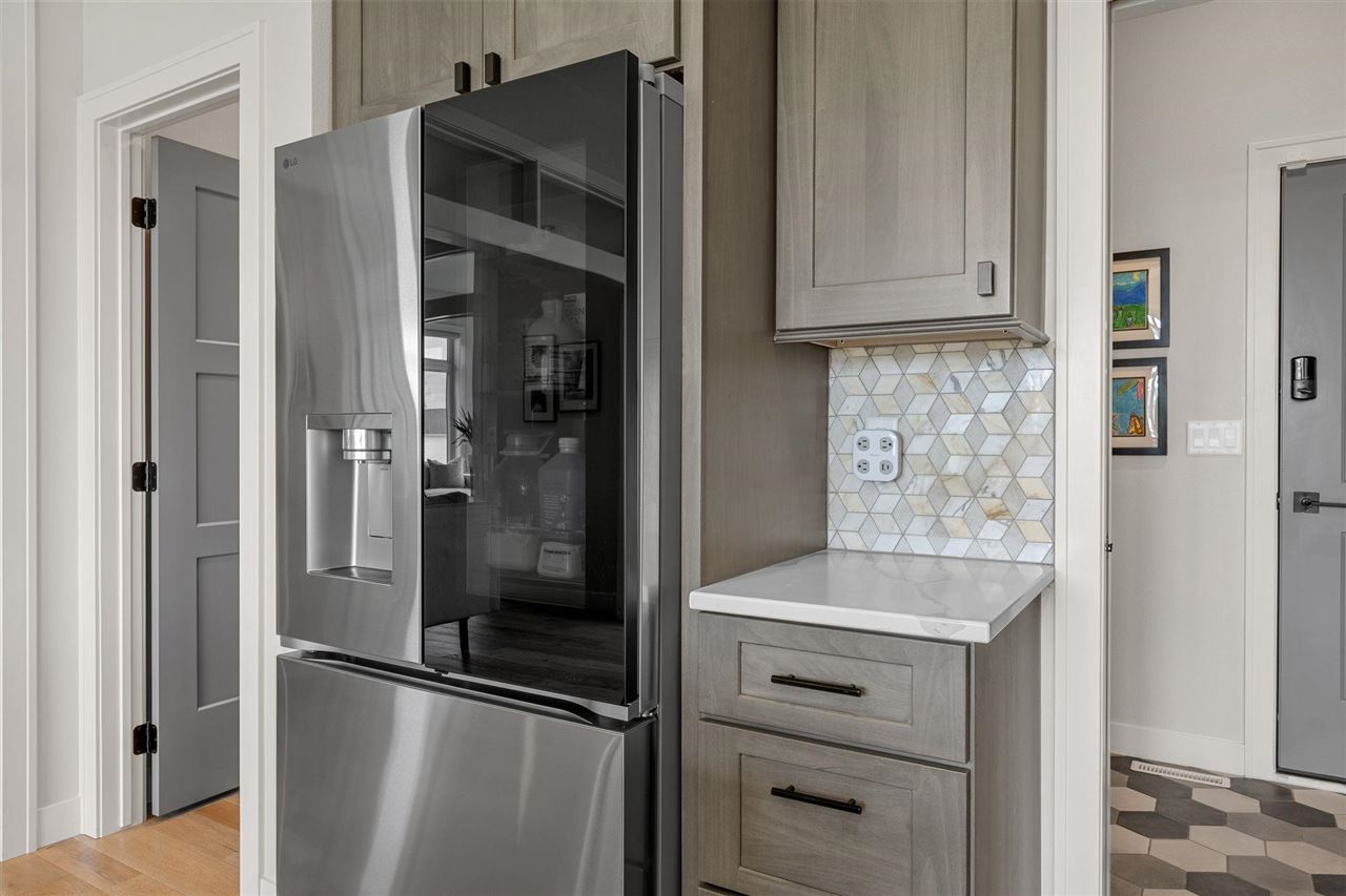 1352 Ava Circle Iowa City IA 52246