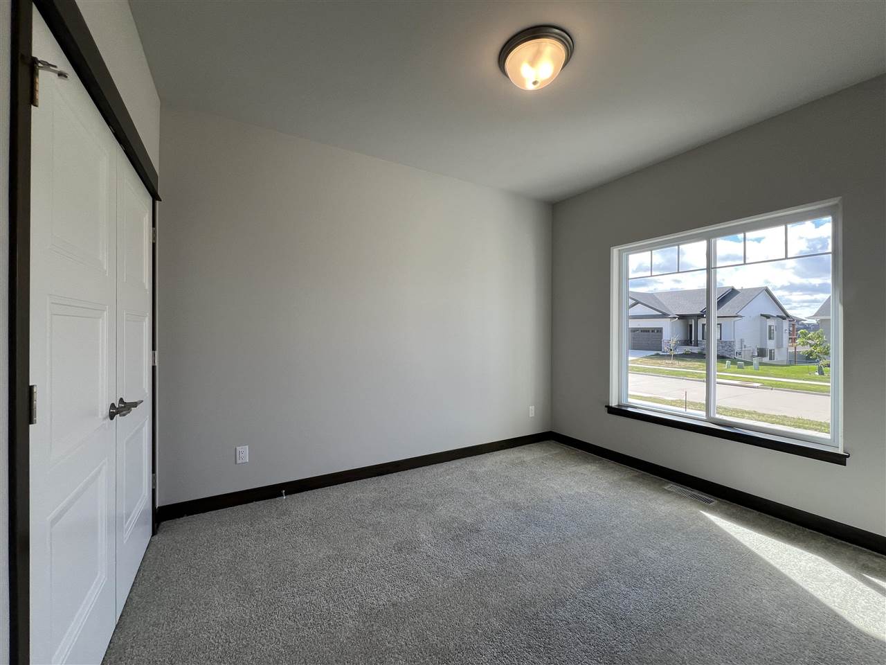 1298 Berkshire Lane North Liberty IA 52317