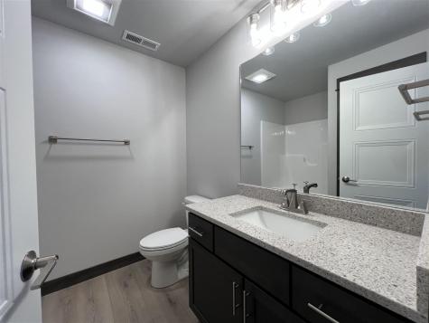 1298 Berkshire Lane North Liberty IA 52317
