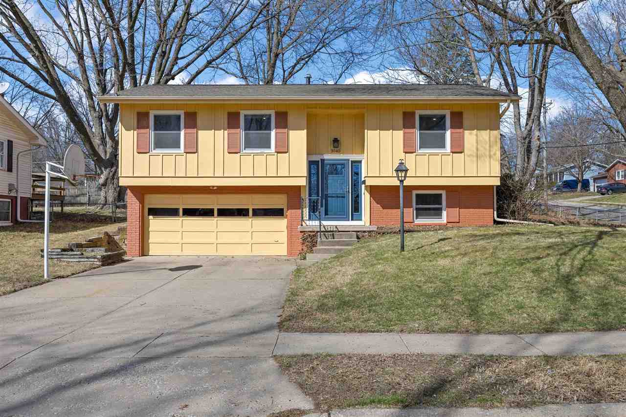 3040 Stanford Avenue Iowa City IA 52245