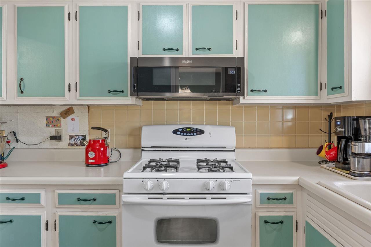 3040 Stanford Avenue Iowa City IA 52245