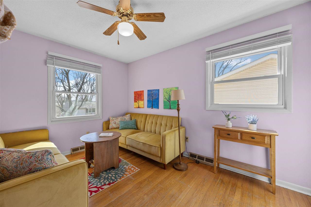 3040 Stanford Avenue Iowa City IA 52245