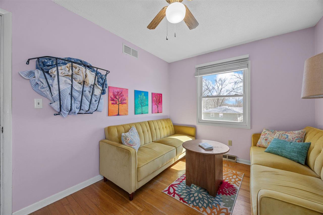 3040 Stanford Avenue Iowa City IA 52245
