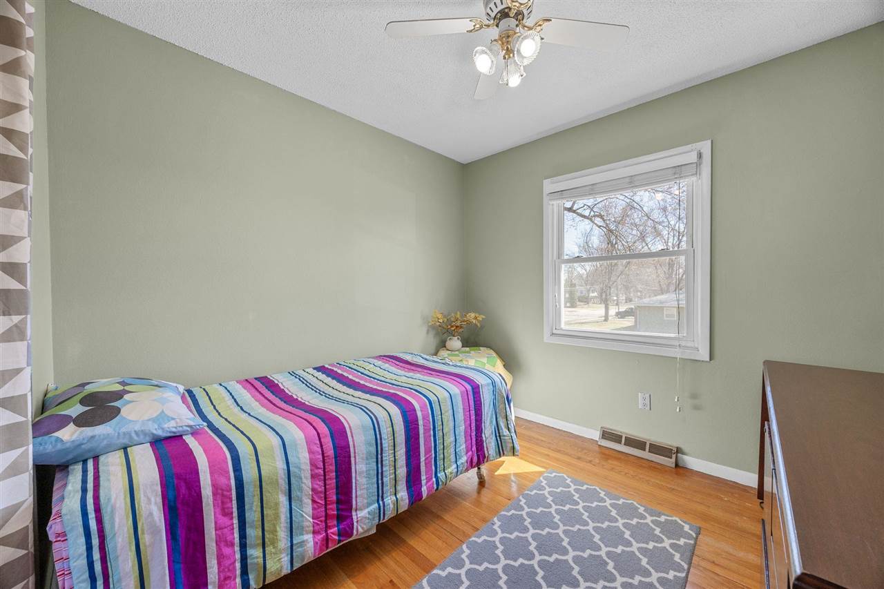 3040 Stanford Avenue Iowa City IA 52245