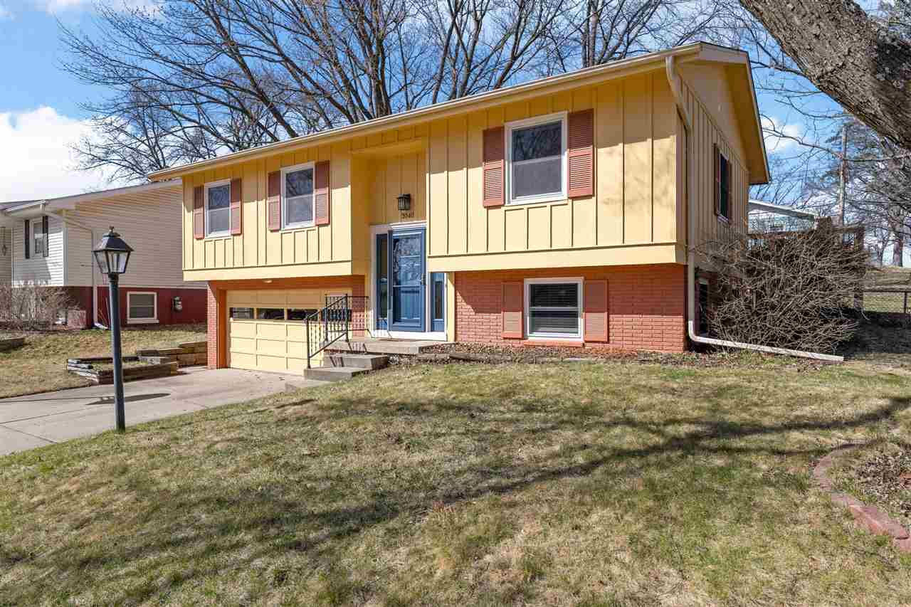 3040 Stanford Avenue Iowa City IA 52245
