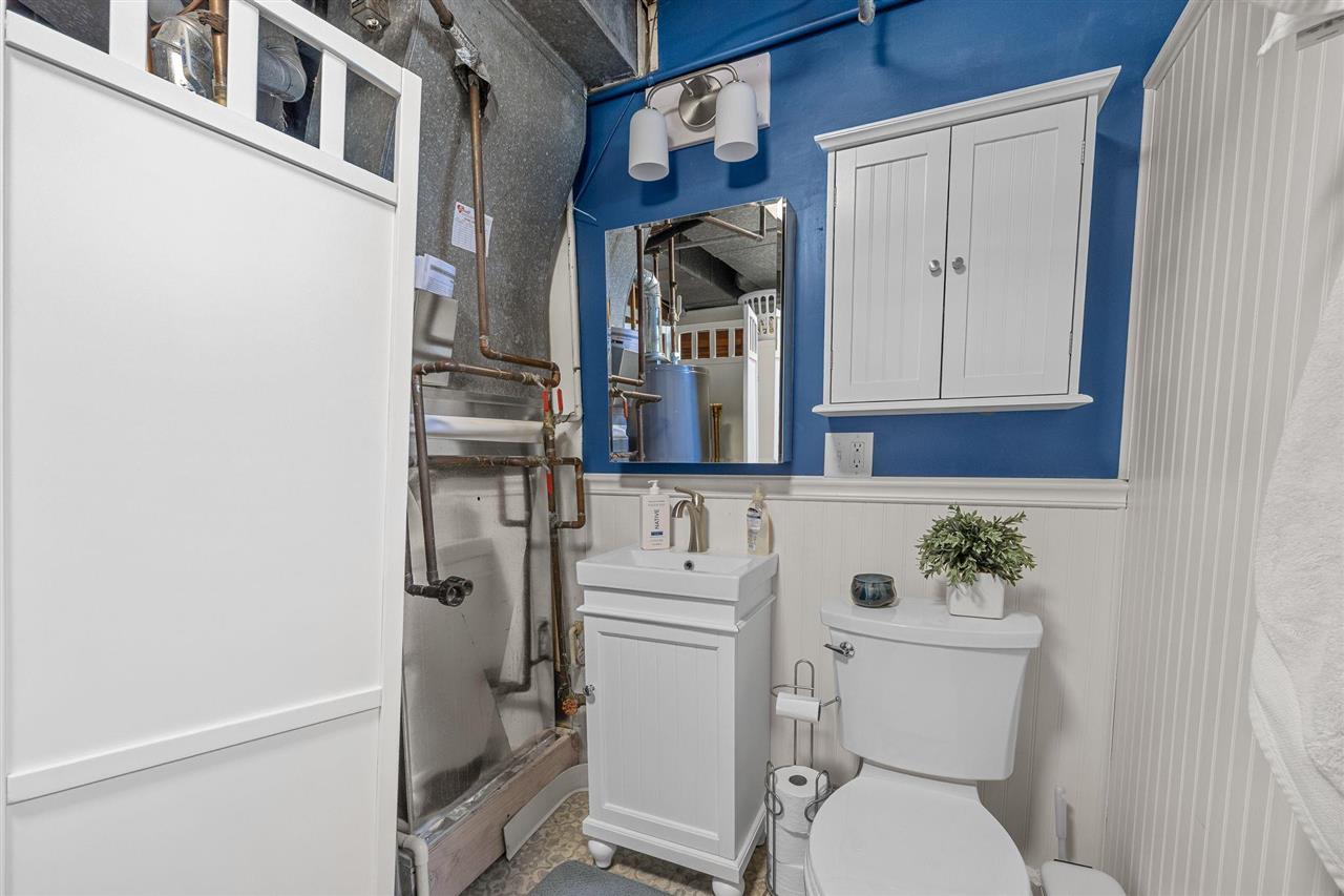 3040 Stanford Avenue Iowa City IA 52245