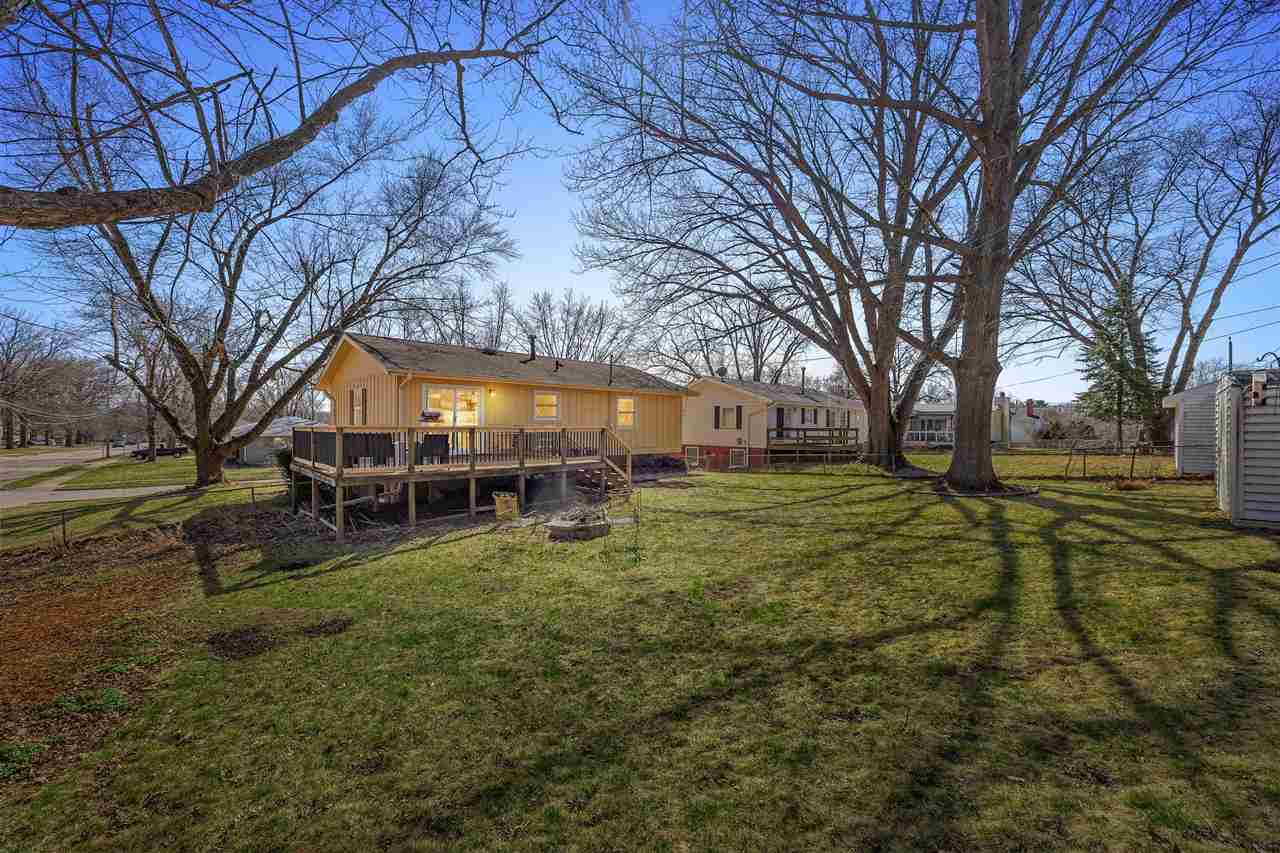 3040 Stanford Avenue Iowa City IA 52245