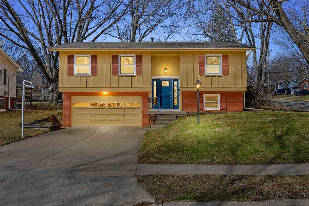 3040 Stanford Avenue Iowa City IA 52245