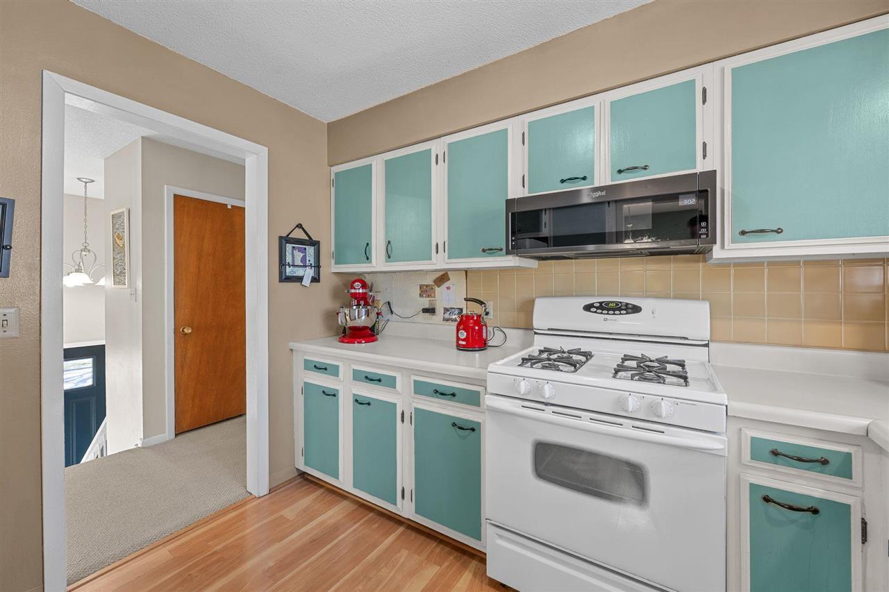 3040 Stanford Avenue Iowa City IA 52245