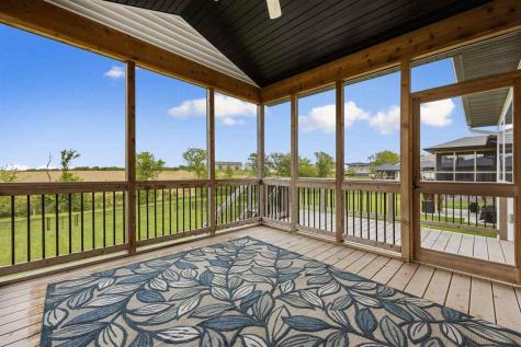 306 Dogwood Lane Tiffin IA 52340