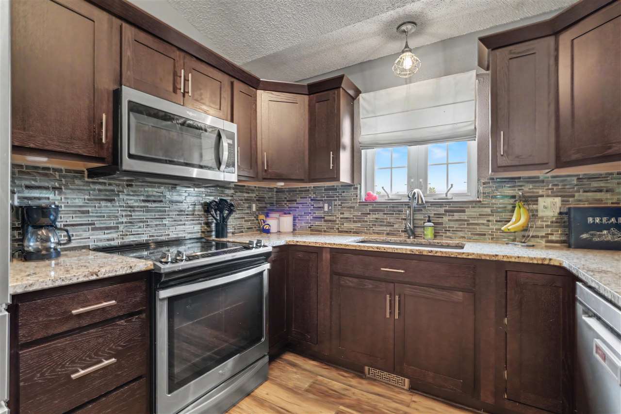 502 Mont Clair Street Solon IA 52333