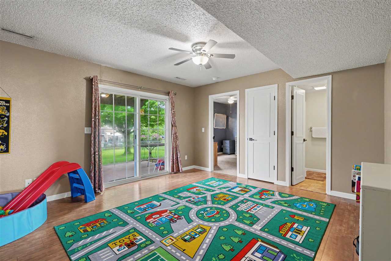 502 Mont Clair Street Solon IA 52333