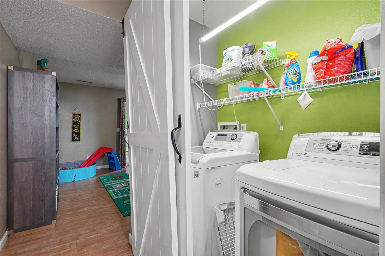 502 Mont Clair Street Solon IA 52333