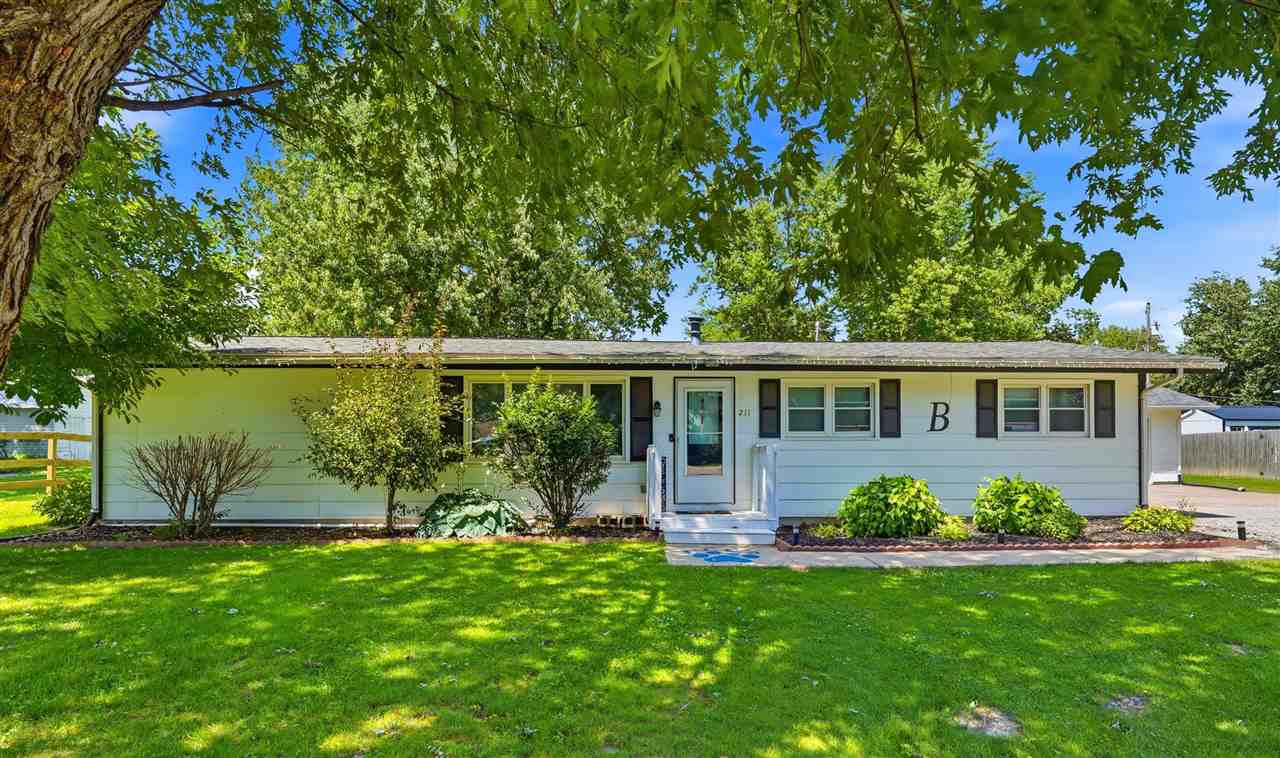 211 E Meadow Lane Columbus Junction IA 52738